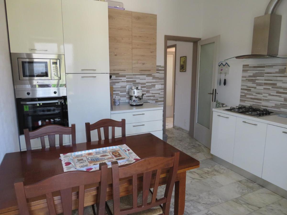 La Mimosa Chic Bed & Breakfast Pietrasanta Exterior photo